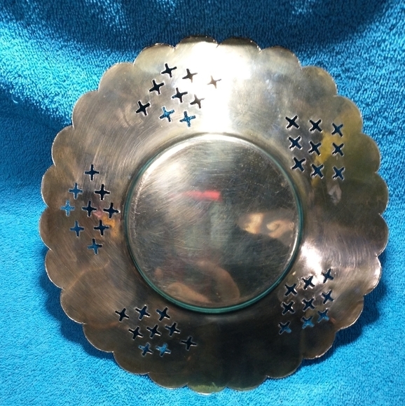 Vintage Brass Cut Out Decorative Candle Charger Plate vintage handmade - Picture 3 of 3